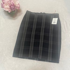 Dockers NWT Size 4 Pencil Skirt